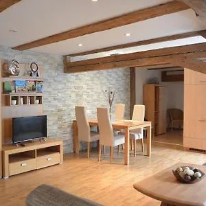 Apartment S10 In Bester Lage Stilvoll Im Zentrum Von Mit Klimaanlage Und Parkplatz
